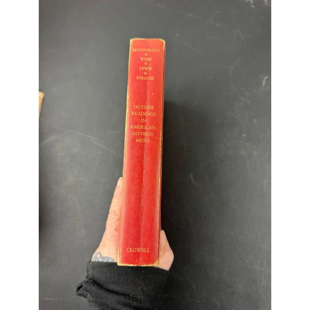 1949 Outside Readings in American Government‎ Vintage Softcover Textbook Crowell
